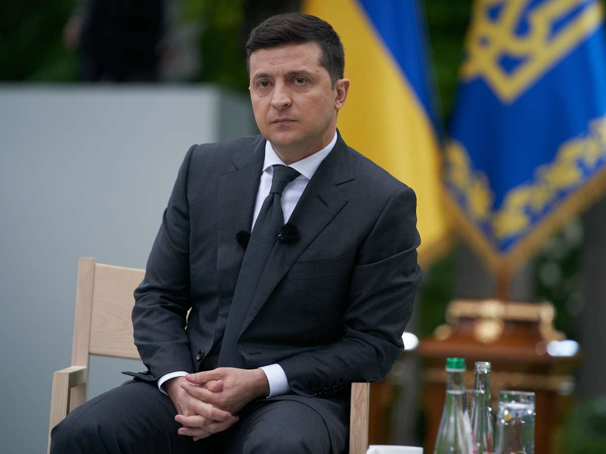 Зеленский: "Я не исключаю референдум по Донбассу".
