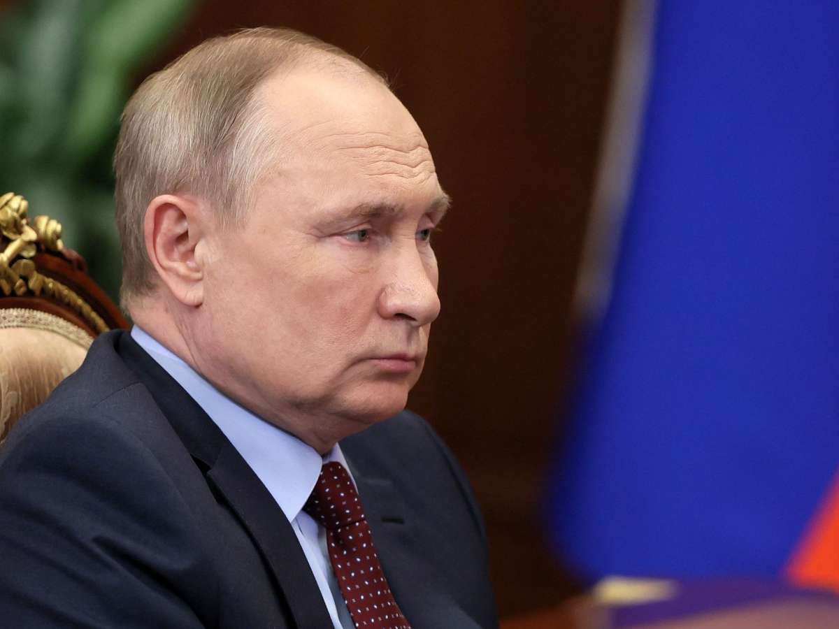 Путин объявил о выплатах семьям погибших в ходе спецоперации на Украине военных.