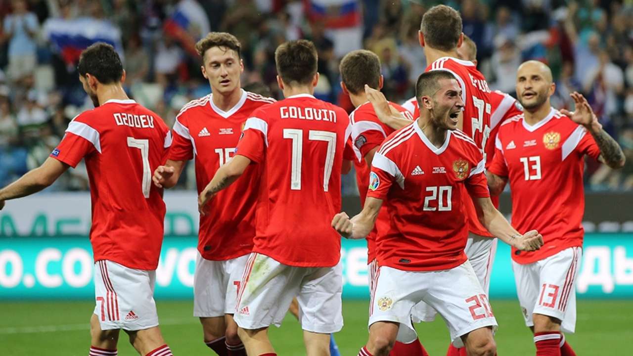 Товарищеский матч футбольных сборных России и Боснии под угрозой срыва