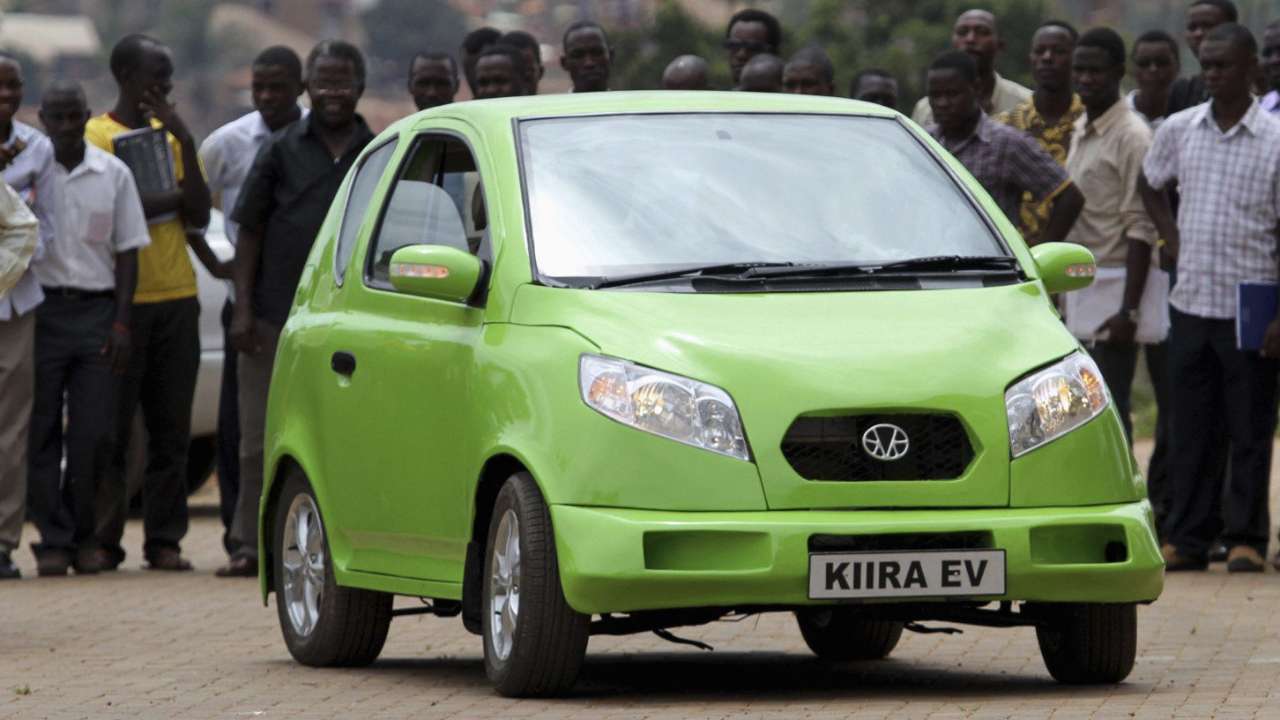 Уганда планирует поставлять в Россию свои электромобили