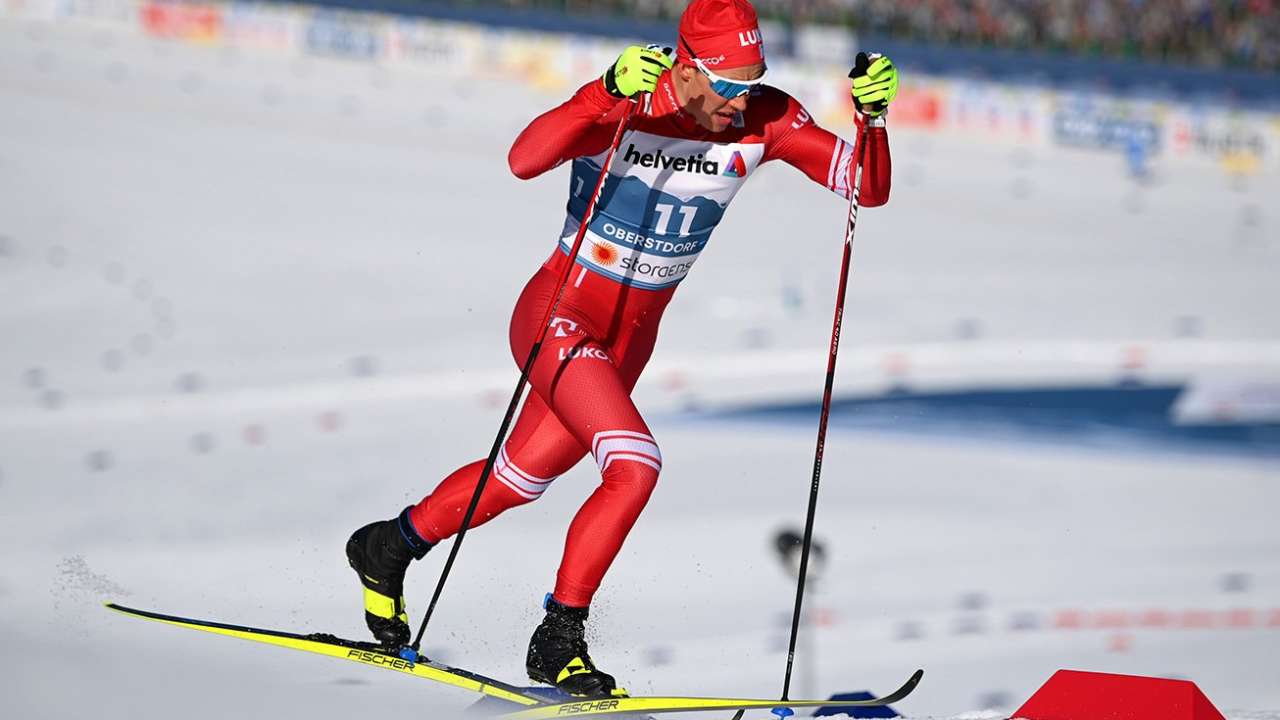 FIS не допустила российских лыжников до международных соревнований