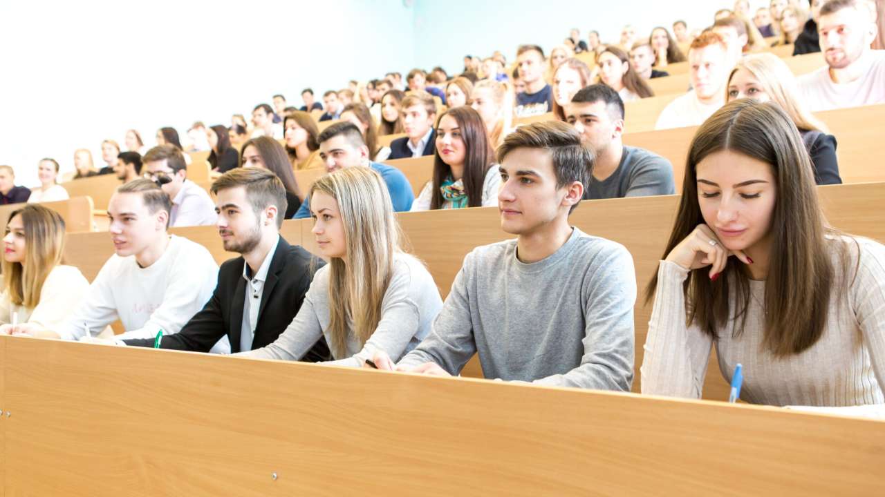 В России могут объявить «трудовую мобилизацию» студентов