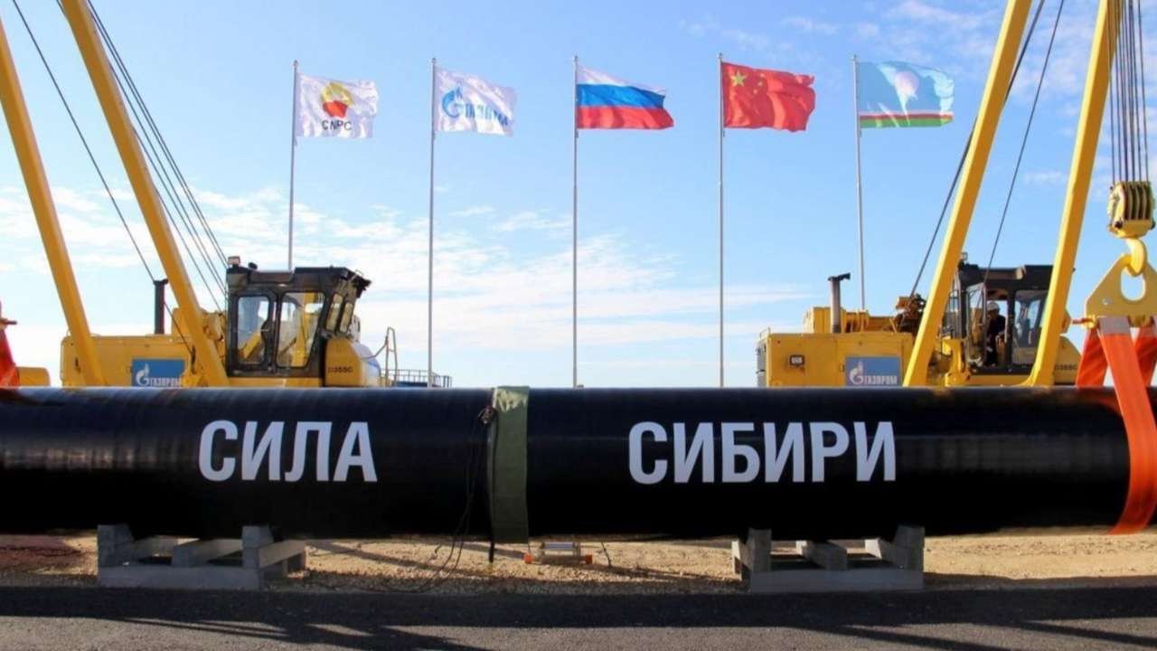 В России запустили крупнейшее на востоке страны газовое месторождение и участок «Силы Сибири»