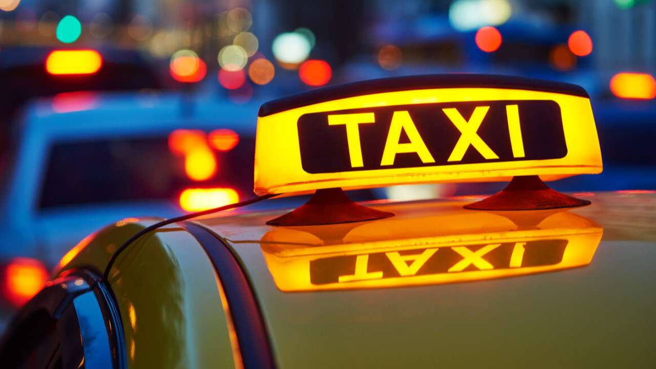 Госдума приняла закон о регулировании работы такси и госконтроле за ним