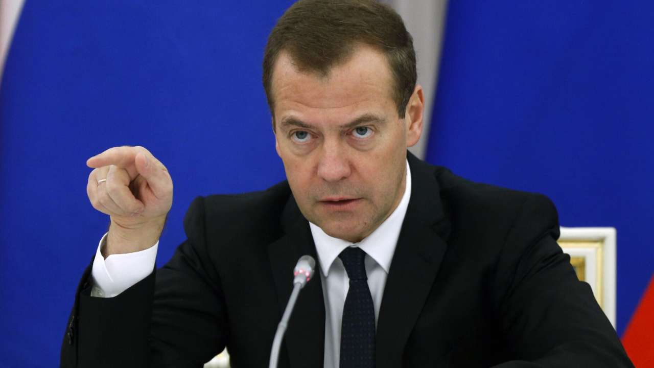 Медведев призвал не пускать обратно уехавших из России предателей