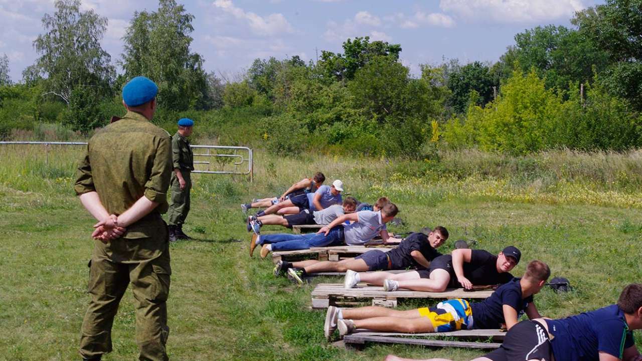 В Госдуме призвали ввести обязательные военные сборы для молодежи