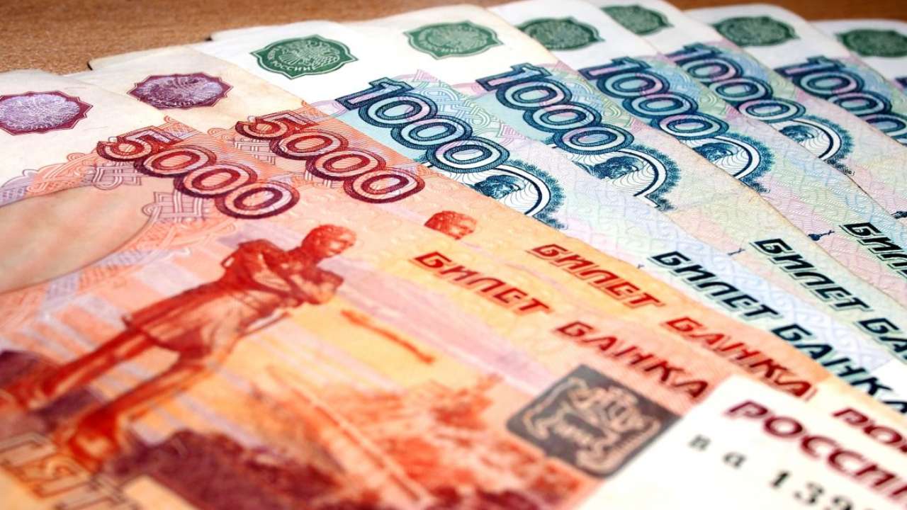В России появятся новые банкноты номиналом 1000 и 5000 рублей