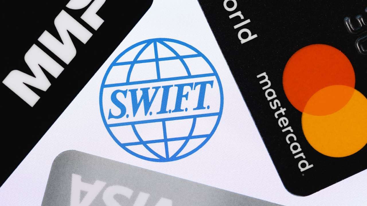 Евросоюз разрешил некоторым российским банкам пользоваться альтернативой SWIFT