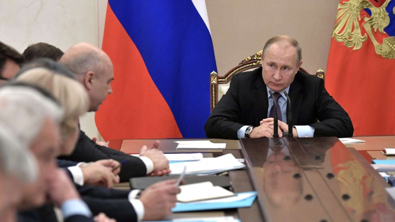 Россия может приостановить налоговые соглашения с недружественными странами