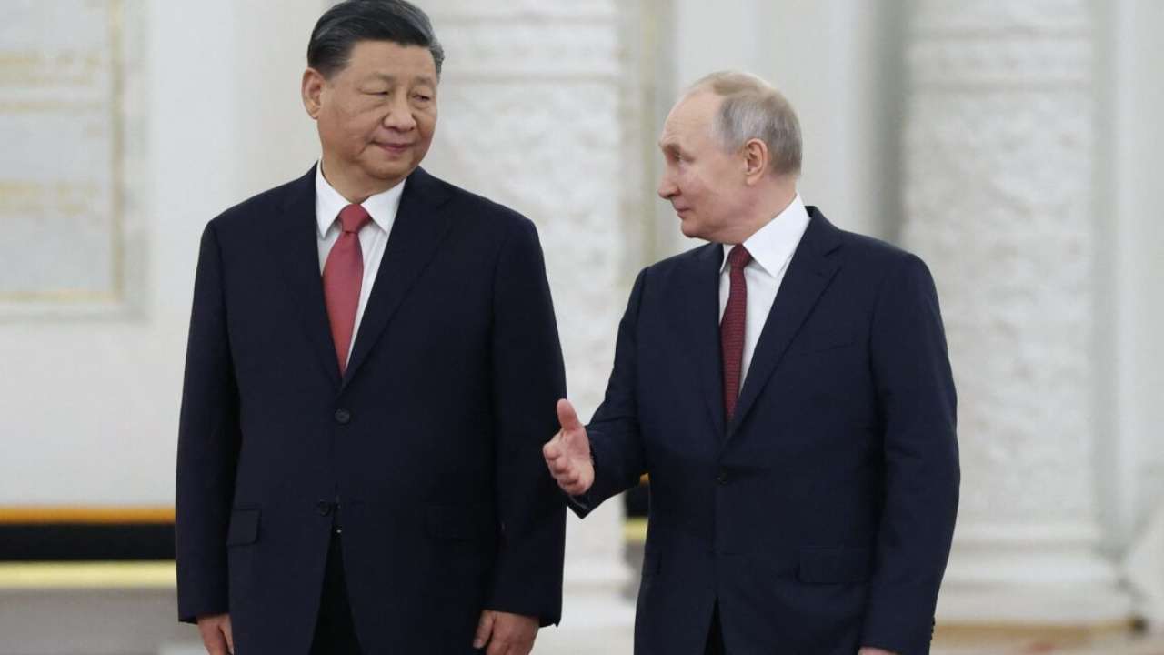 Путин опроверг слухи о военном союзе России и Китая