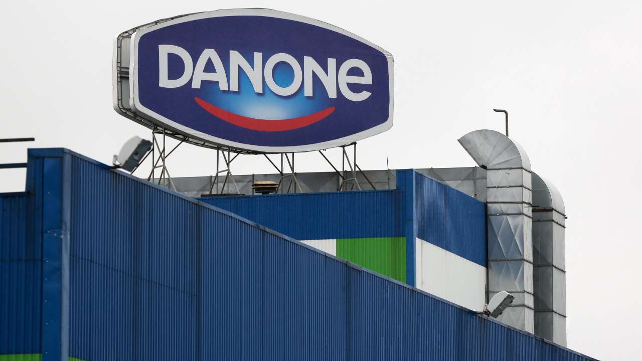 Французский производитель молочной продукции Danone выведет часть своих брендов с российского рынка