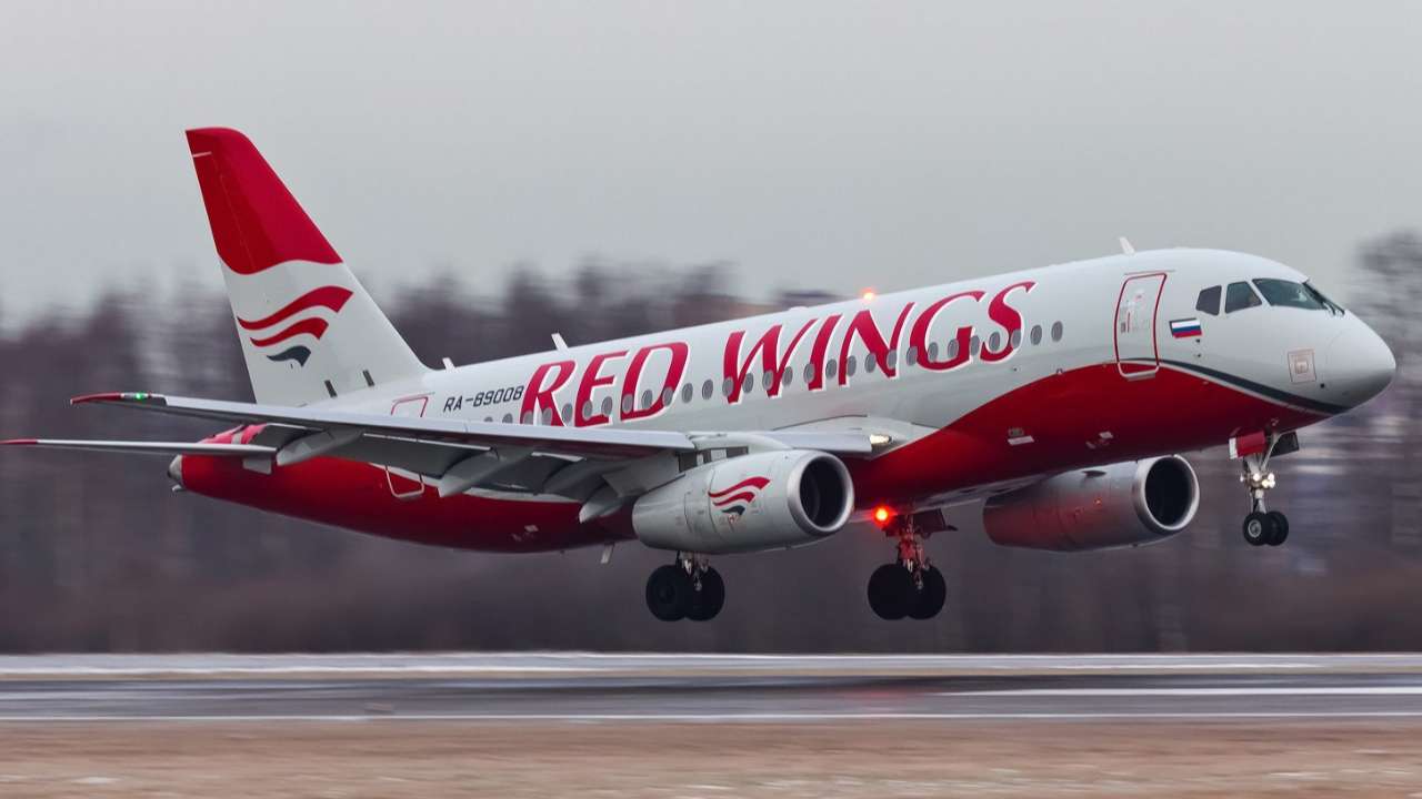 Против российской авиакомпании Red Wings возбуждено уголовное дело после задержек рейсов