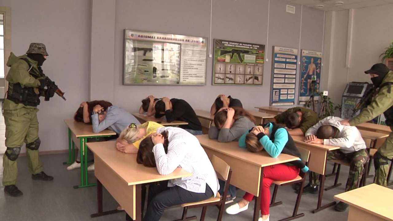 Во всех российских школах и колледжах впервые пройдут единые антитеррористические учения 
