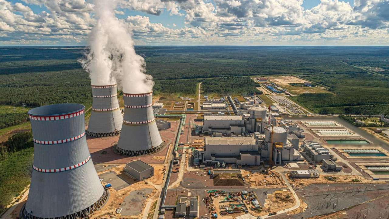 «Росатом» намерен до 2035 года построить 12 новых атомных энергоблоков в России