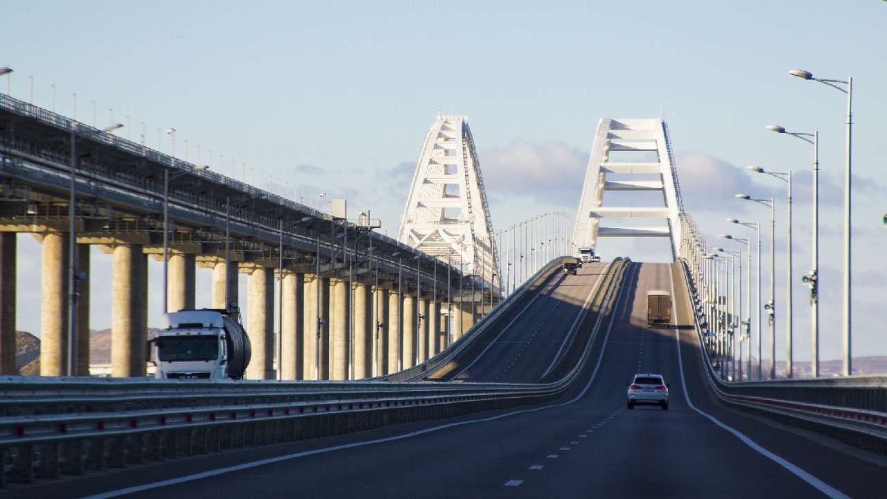 Восстановительные работы на Крымском мосту полностью завершены