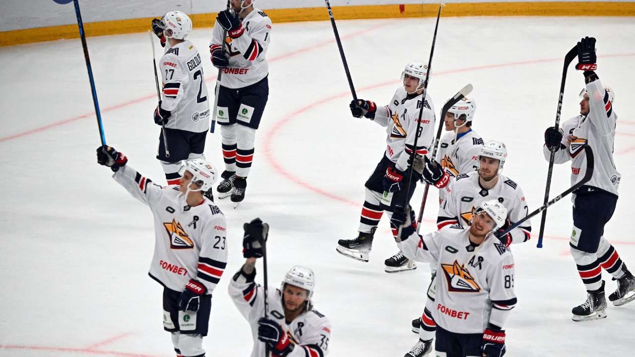 Минспорт намерен ограничить выезд российских хоккеистов за границу
