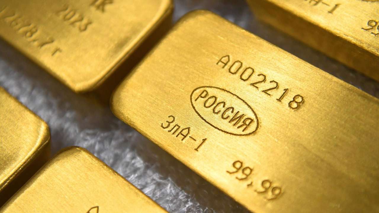 Золотые резервы России выросли до рекордных значений