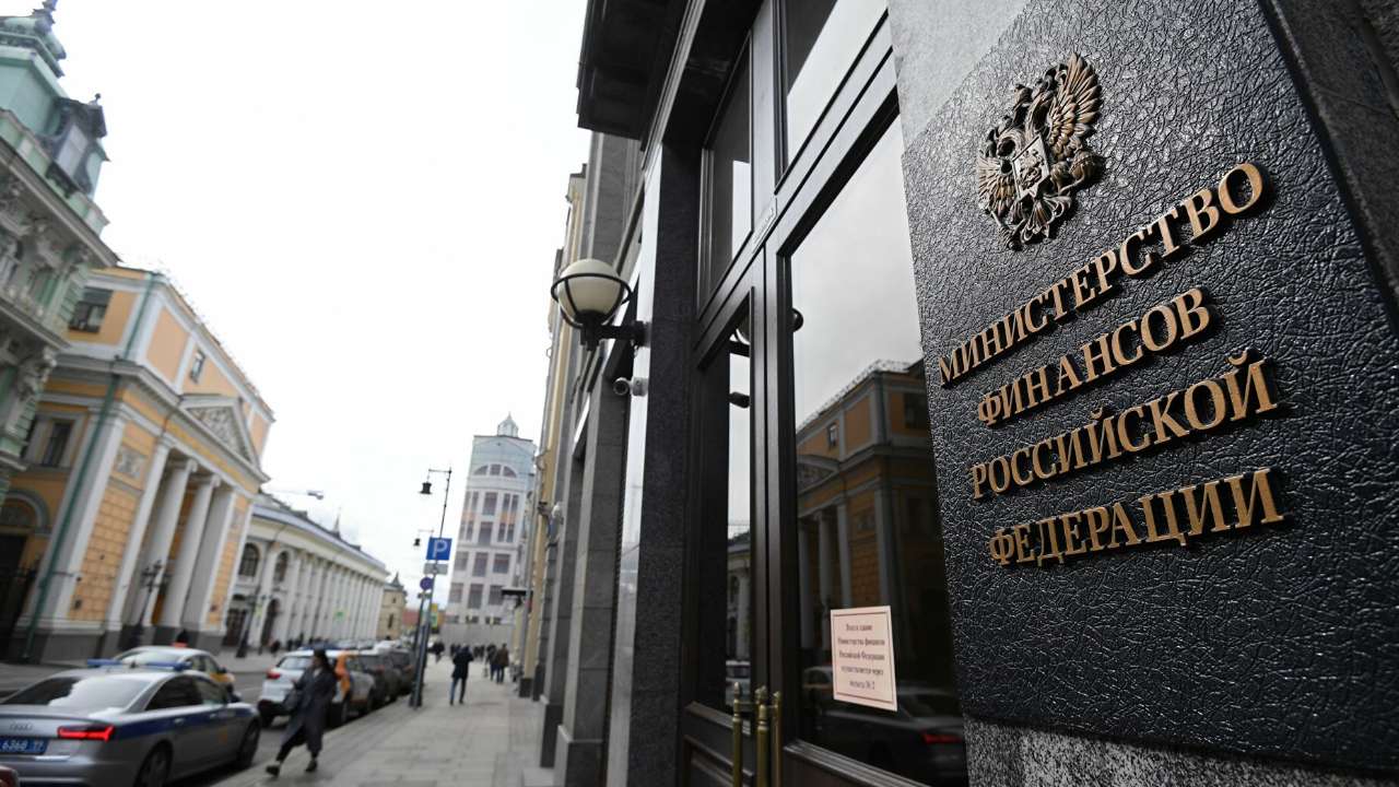 Минфин планирует заставить глав восьми российских регионов лично отвечать за дефицит бюджета