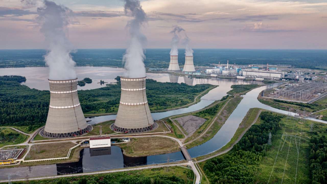 Еще в семи регионах России планируется построить атомные станции
