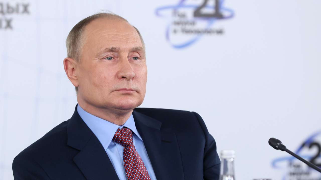 Путин заявил, что Россия слезает с технологической иглы Запада