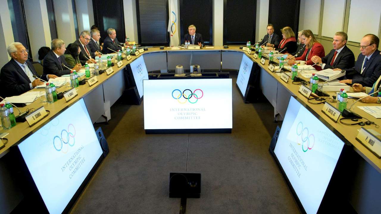 МОК допустил россиян до Олимпиады-2024 в нейтральном статусе 