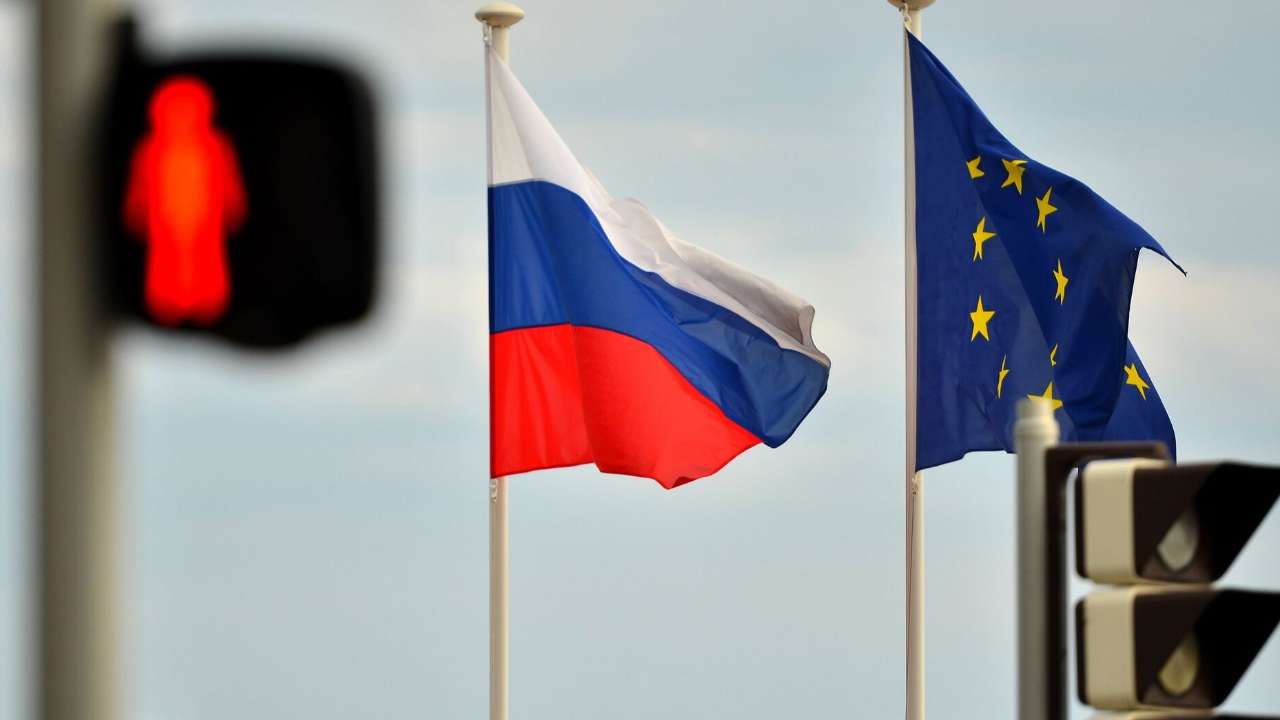 Евросоюз утвердил новый пакет санкций против России 