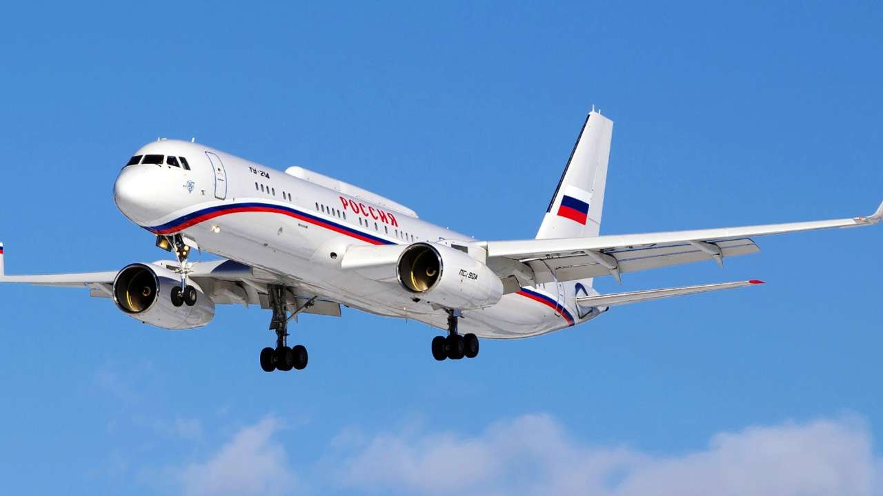 Первый обновленный самолет Ту-214 выполнил рейс из Москвы в Сочи   