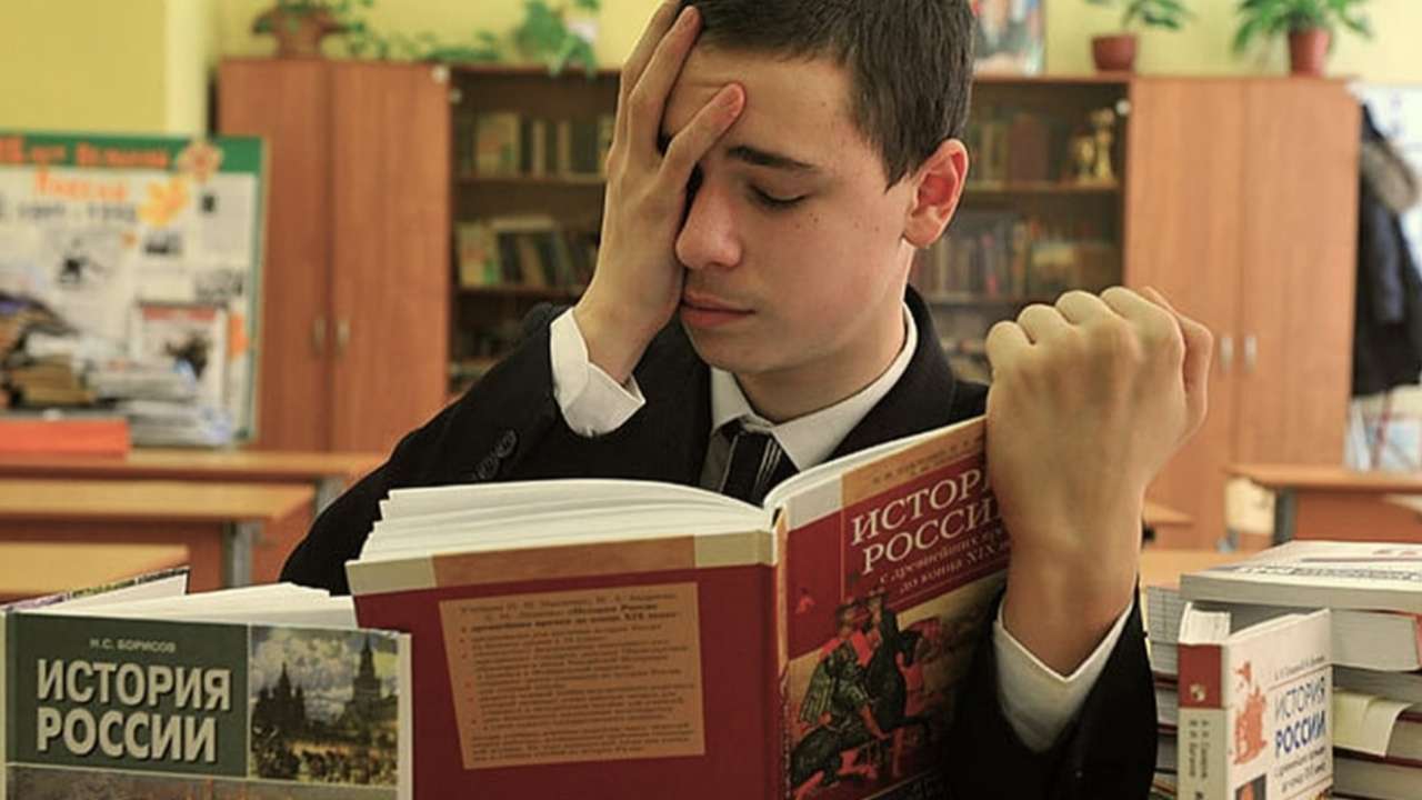 В российских школах может увеличиться количество уроков истории
