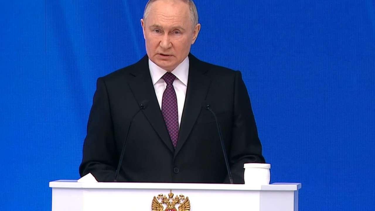 Путин анонсировал масштабные изменения для бюджетников и молодежи