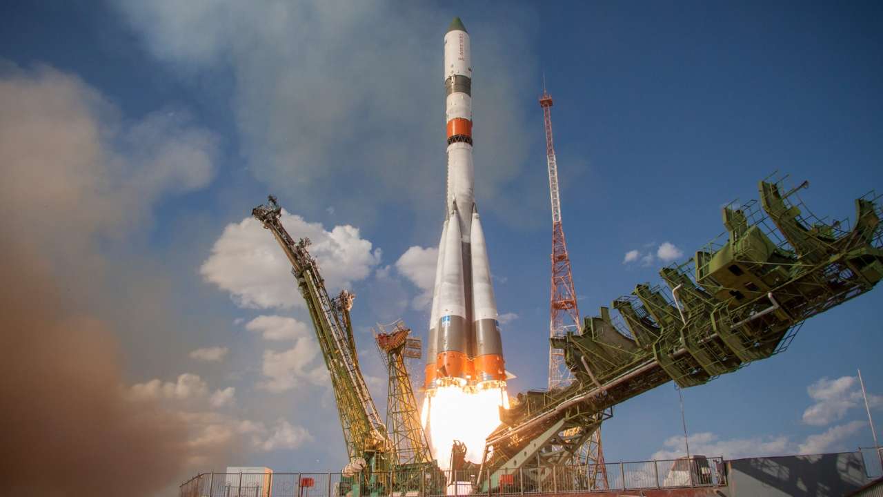 Ракета «Союз-2.1б» со спутником зондирования стартовала с Байконура