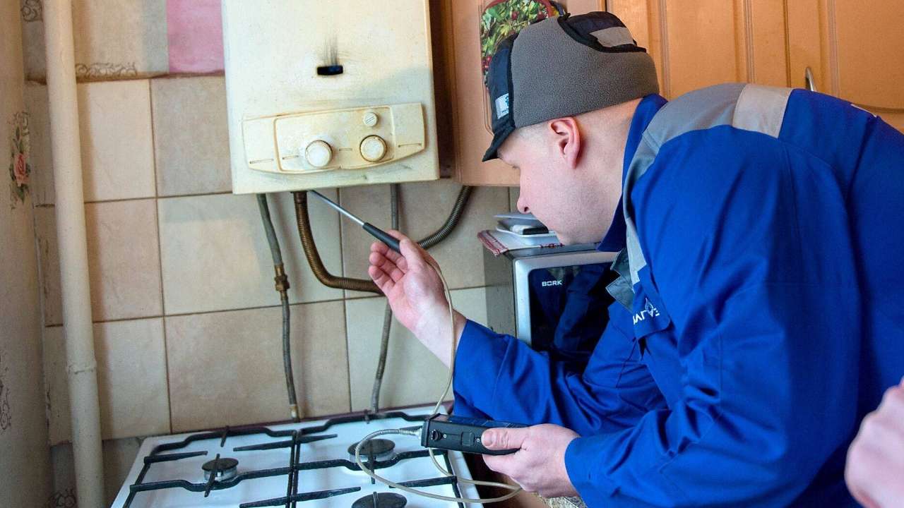 В России принят закон о штрафах за недопуск газовщиков в дома