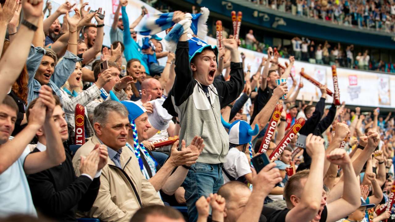 В России неплательщикам алиментов хотят запретить посещение футбольных матчей